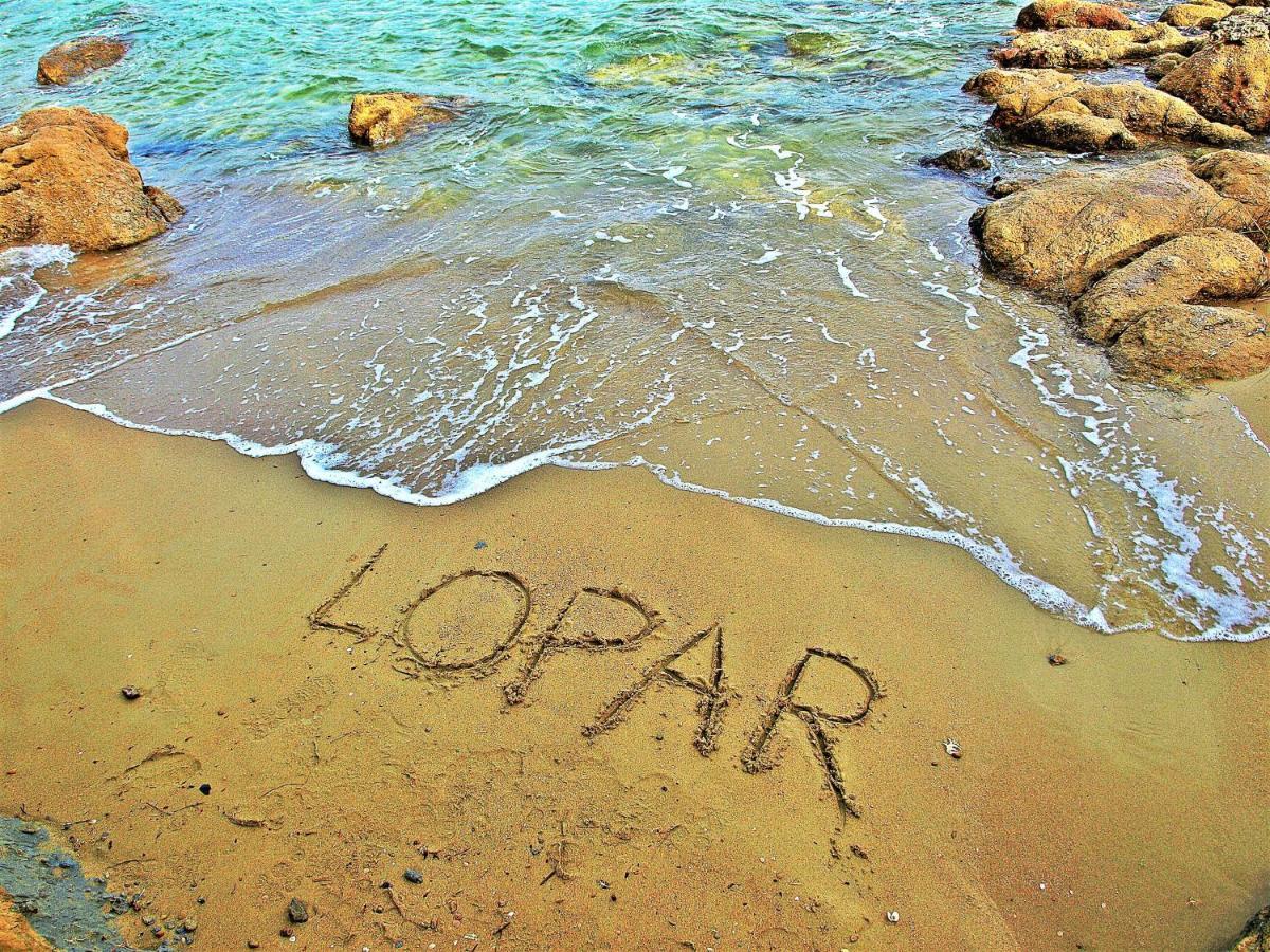 Sandra -Lopar Exterior photo